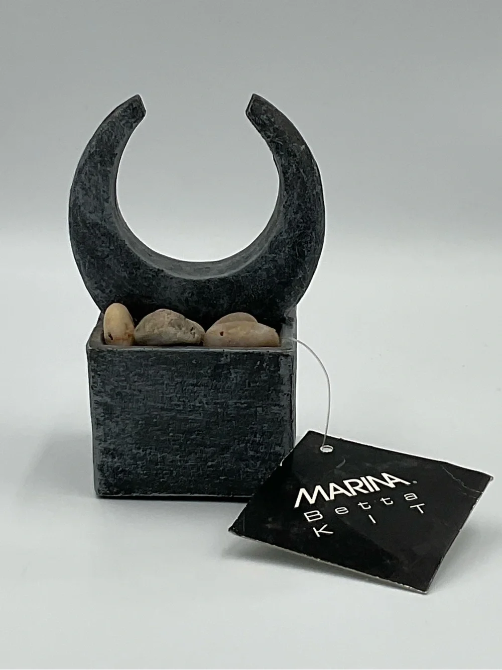 NWT Marina Betta Kit 2L Black Crescent Marble Mini Sculpture